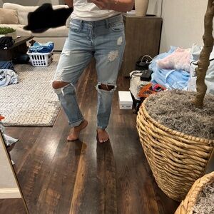 LUCKY BRAND Distressed Light Blue Jeans